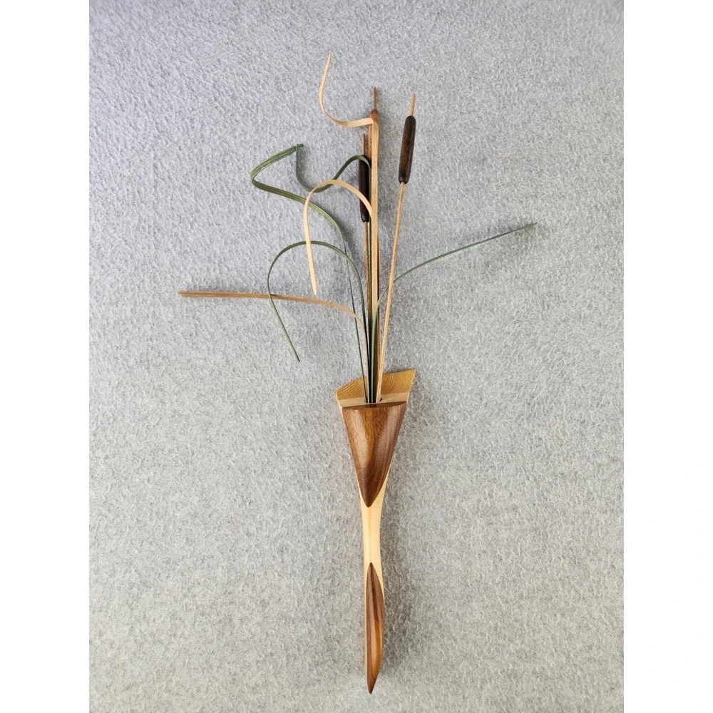 Wooden Wildflower Art Wall Hanging Decor Wood Cattails Pond Vase 3D Bulrush